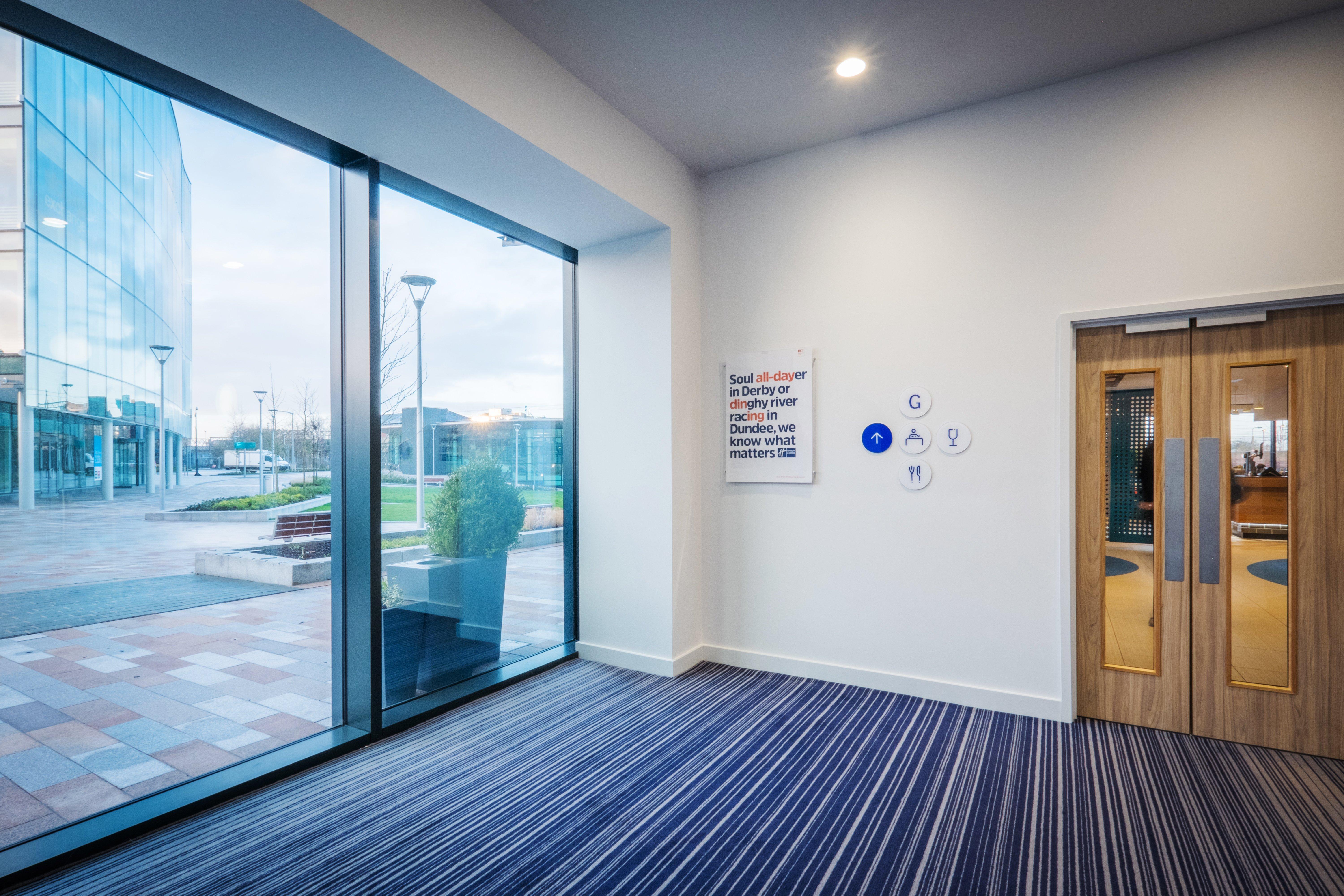 Holiday Inn Express - Stockport By Ihg Exterior foto